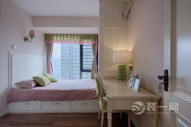 98平米简美风格小户型装修效果图